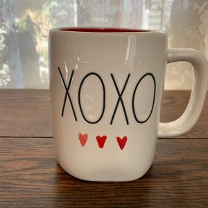 RAE DUNN “XOXO” valentine coffee mug